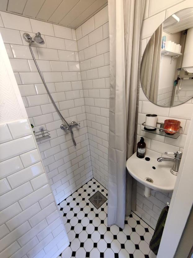 Cozy 2-room Near Old Town / Telliskivi